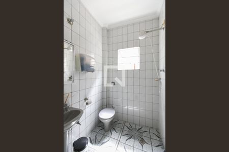 Casa à venda com 200m², 3 quartos e 2 vagas Casa à venda com 200m², 3 quartos e 2 vagasBanheiro