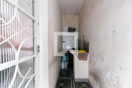 Casa à venda com 200m², 3 quartos e 2 vagas Casa à venda com 200m², 3 quartos e 2 vagasÁrea de Serviço