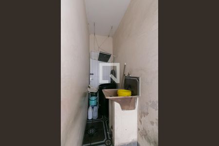 Casa à venda com 200m², 3 quartos e 2 vagas Casa à venda com 200m², 3 quartos e 2 vagasÁrea de Serviço