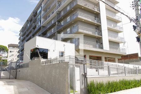 Apartamento à venda com 58m², 2 quartos e 2 vagasÁrea externa