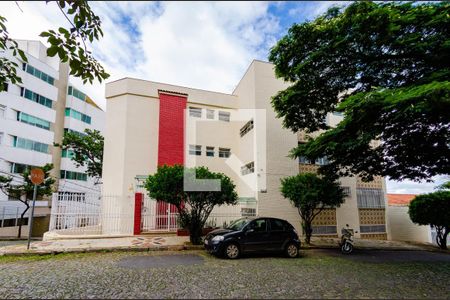 Apartamento à venda com 85m², 2 quartos e 2 vagas Apartamento à venda com 85m², 2 quartos e 2 vagasFachada