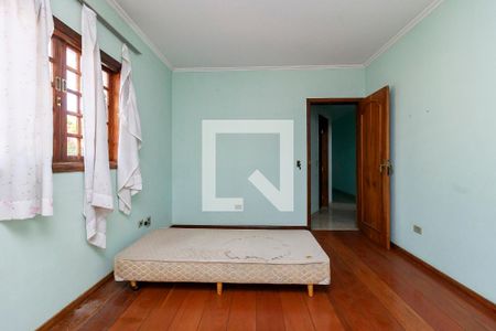 Casa à venda com 300m², 6 quartos e 4 vagas Casa à venda com 300m², 6 quartos e 4 vagasQuarto 5