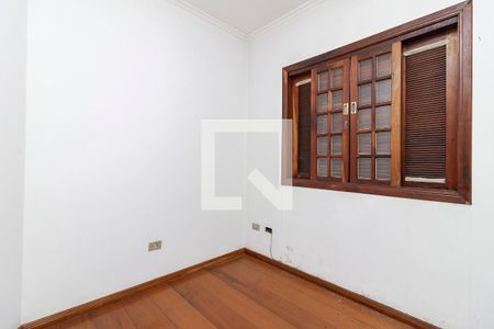 Casa à venda com 300m², 6 quartos e 4 vagas Casa à venda com 300m², 6 quartos e 4 vagasQuarto 4