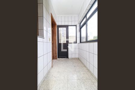 Casa à venda com 300m², 6 quartos e 4 vagas Casa à venda com 300m², 6 quartos e 4 vagasÁrea de Serviço
