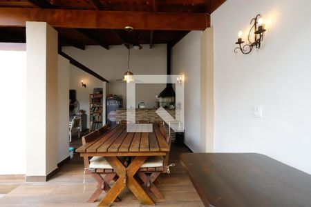 Casa à venda com 250m², 3 quartos e 4 vagas Casa à venda com 250m², 3 quartos e 4 vagasÁrea gourmet