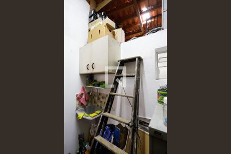 Casa à venda com 250m², 3 quartos e 4 vagas Casa à venda com 250m², 3 quartos e 4 vagasOficina