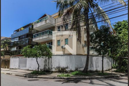 Apartamento à venda com 155m², 2 quartos e 2 vagasFachada