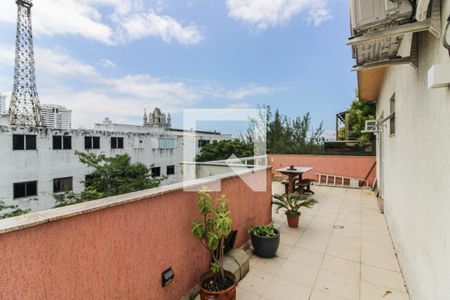 Apartamento à venda com 155m², 2 quartos e 2 vagasTerraço