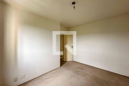 Apartamento à venda com 175m², 4 quartos e 4 vagas Apartamento à venda com 175m², 4 quartos e 4 vagasQuarto 3