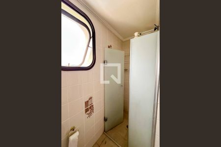 Apartamento à venda com 175m², 4 quartos e 4 vagas Apartamento à venda com 175m², 4 quartos e 4 vagasBanheiro