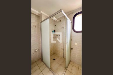 Apartamento à venda com 175m², 4 quartos e 4 vagas Apartamento à venda com 175m², 4 quartos e 4 vagasBanheiro da Suíte