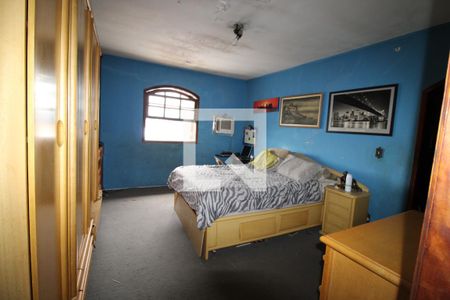 Casa à venda com 599m², 4 quartos e 2 vagasQuarto 2