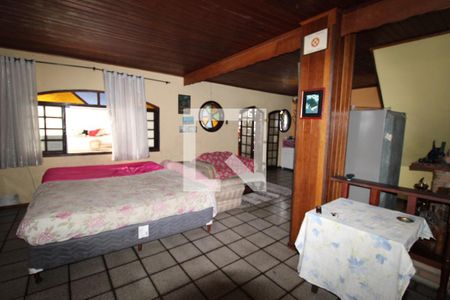 Casa à venda com 599m², 4 quartos e 2 vagasSala