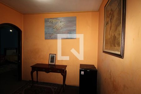 Casa à venda com 599m², 4 quartos e 2 vagasHall