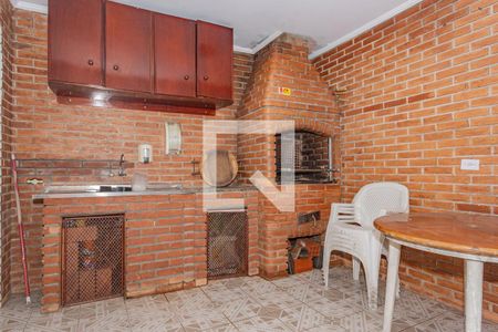 Casa à venda com 126m², 3 quartos e 2 vagasChurrasqueira