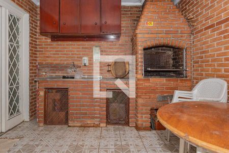 Casa à venda com 126m², 3 quartos e 2 vagasChurrasqueira