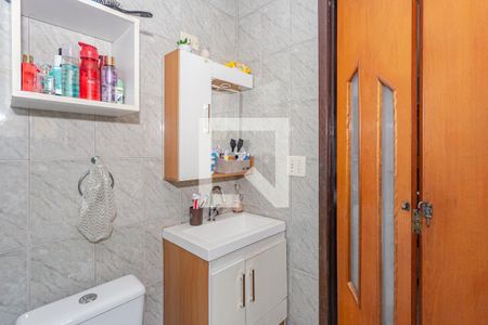 Casa à venda com 126m², 3 quartos e 2 vagasBanheiro