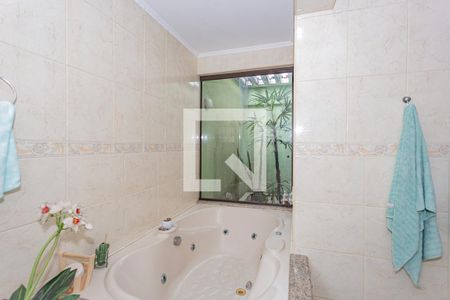 Casa à venda com 126m², 3 quartos e 2 vagasBanheiro da Suíte 1