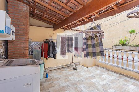 Casa à venda com 126m², 3 quartos e 2 vagasÁrea de Serviço