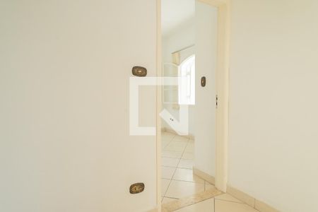 Casa à venda com 256m², 2 quartos e 2 vagasAcesso - Quartos 