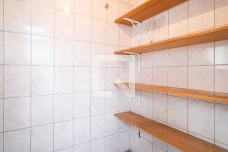 Casa à venda com 256m², 2 quartos e 2 vagasDespensa