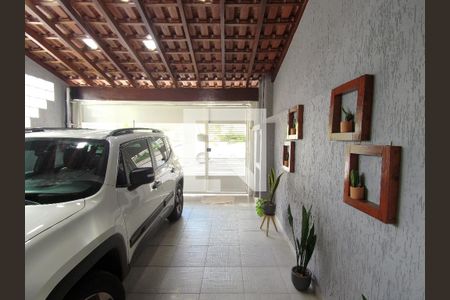 Casa à venda com 100m², 3 quartos e 2 vagasGaragem