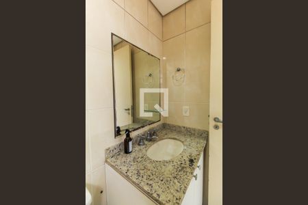 Apartamento para alugar com 67m², 2 quartos e 2 vagas Apartamento para alugar com 67m², 2 quartos e 2 vagasBanheiro da Suíte 1