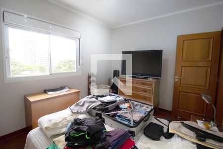 Casa à venda com 240m², 3 quartos e 2 vagas Casa à venda com 240m², 3 quartos e 2 vagasQuarto 3