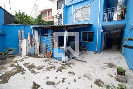 Casa à venda com 240m², 3 quartos e 2 vagas Casa à venda com 240m², 3 quartos e 2 vagasQuintal