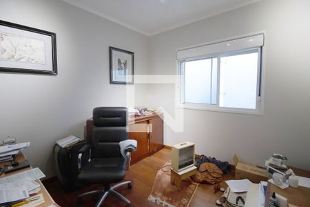 Casa à venda com 240m², 3 quartos e 2 vagas Casa à venda com 240m², 3 quartos e 2 vagasQuarto 2