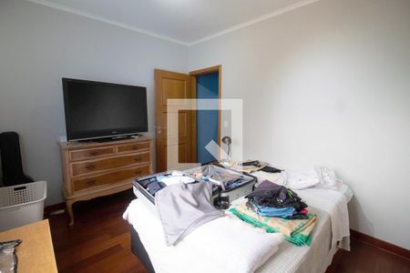 Casa à venda com 240m², 3 quartos e 2 vagas Casa à venda com 240m², 3 quartos e 2 vagasQuarto 3