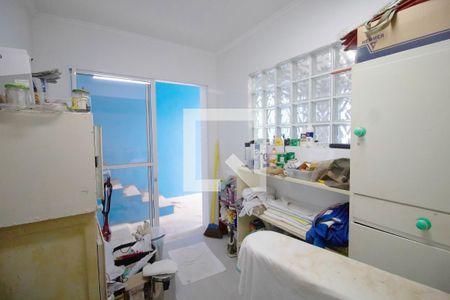 Casa à venda com 240m², 3 quartos e 2 vagas Casa à venda com 240m², 3 quartos e 2 vagasÁrea de serviço