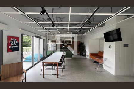 Studio à venda com 27m², 1 quarto e sem vagaSalão de Festas