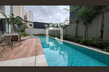 Studio à venda com 27m², 1 quarto e sem vagaPiscina