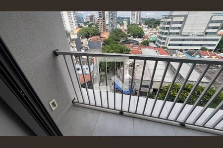 Studio à venda com 27m², 1 quarto e sem vagaSacada