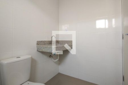 Apartamento para alugar com 67m², 2 quartos e 1 vaga Apartamento para alugar com 67m², 2 quartos e 1 vagaBanheiro da Suíte