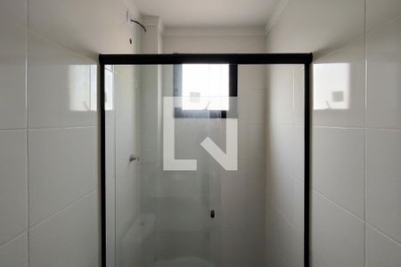 Apartamento para alugar com 69m², 2 quartos e 1 vaga Apartamento para alugar com 69m², 2 quartos e 1 vagaBanheiro da Suíte