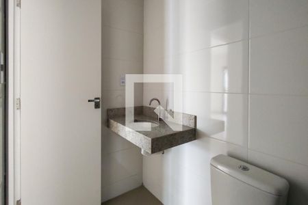 Apartamento para alugar com 69m², 2 quartos e 1 vaga Apartamento para alugar com 69m², 2 quartos e 1 vagaBanheiro
