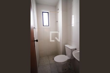 Apartamento para alugar com 61m², 2 quartos e 1 vaga Apartamento para alugar com 61m², 2 quartos e 1 vagaBanheiro