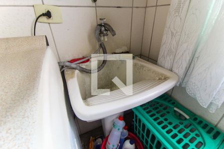 Apartamento à venda com 44m², 2 quartos e 1 vaga Apartamento à venda com 44m², 2 quartos e 1 vagaCozinha e Área de Serviço