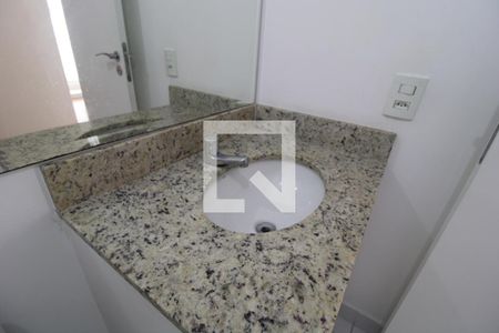 Apartamento à venda com 67m², 2 quartos e 1 vagaPia banheiro comum