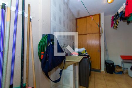 Casa de condomínio para alugar com 200m², 3 quartos e 3 vagasÁrea de Serviço