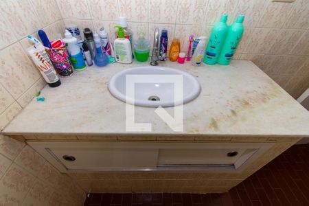 Casa de condomínio para alugar com 200m², 3 quartos e 3 vagasBanheiro 2