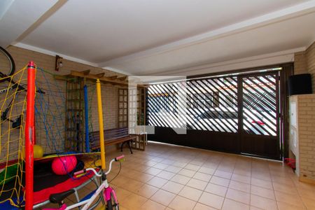 Casa de condomínio para alugar com 200m², 3 quartos e 3 vagasGaragem