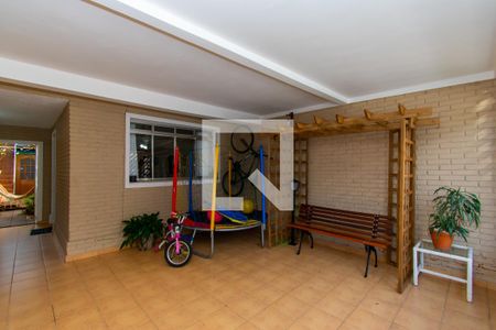 Casa de condomínio para alugar com 200m², 3 quartos e 3 vagasGaragem