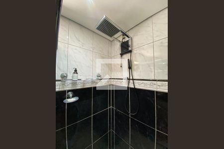 Casa à venda com 400m², 3 quartos e 2 vagas Casa à venda com 400m², 3 quartos e 2 vagasBanheiro Quarto