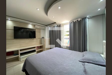 Casa à venda com 400m², 3 quartos e 2 vagas Casa à venda com 400m², 3 quartos e 2 vagasQuarto