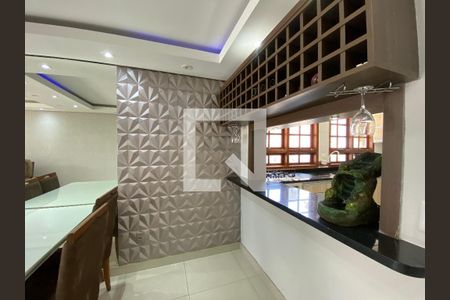 Casa à venda com 400m², 3 quartos e 2 vagas Casa à venda com 400m², 3 quartos e 2 vagasSala