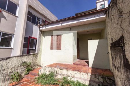 Casa à venda com 200m², 3 quartos e 2 vagas Casa à venda com 200m², 3 quartos e 2 vagasQuintal