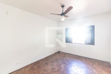 Casa à venda com 200m², 3 quartos e 2 vagas Casa à venda com 200m², 3 quartos e 2 vagasQuarto 3